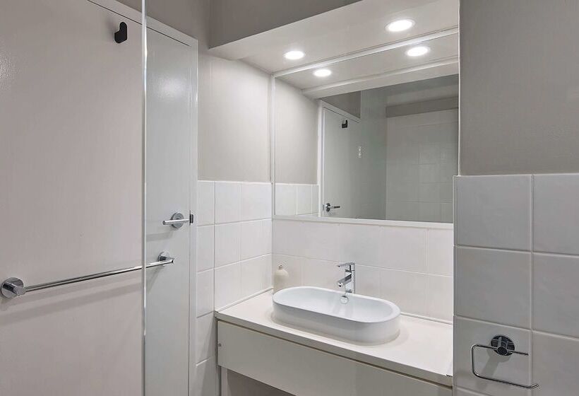 Pensione Hotel Perth