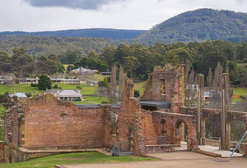 فندق Port Arthur Motor Inn