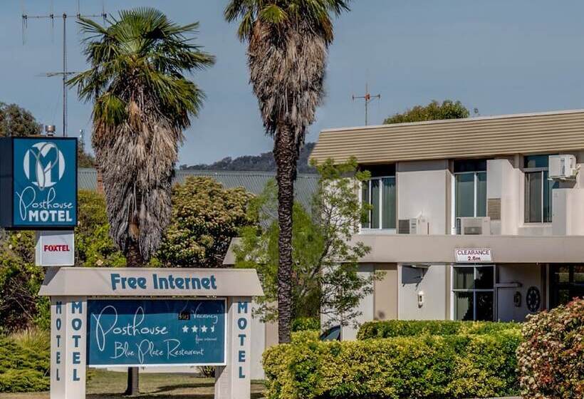 בית מלון כפרי Posthouse Motor Lodge