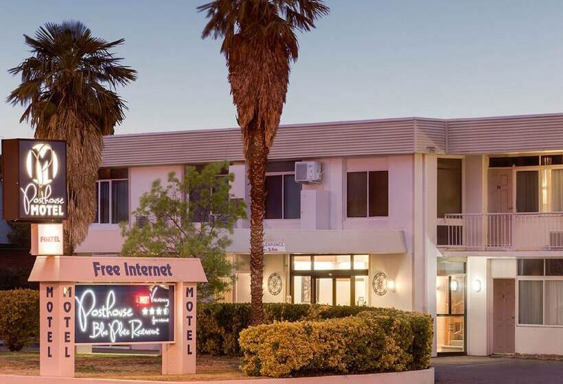 בית מלון כפרי Posthouse Motor Lodge