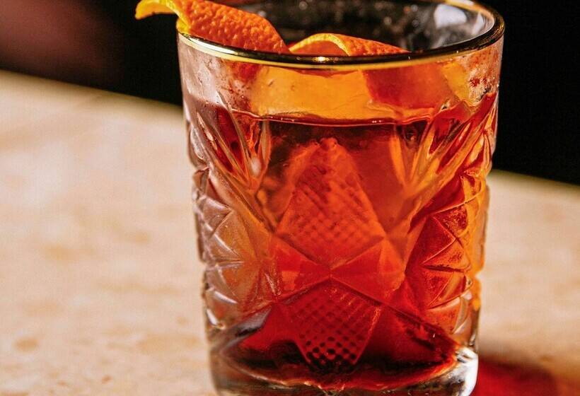 Отель Pullman Melbourne City Centre