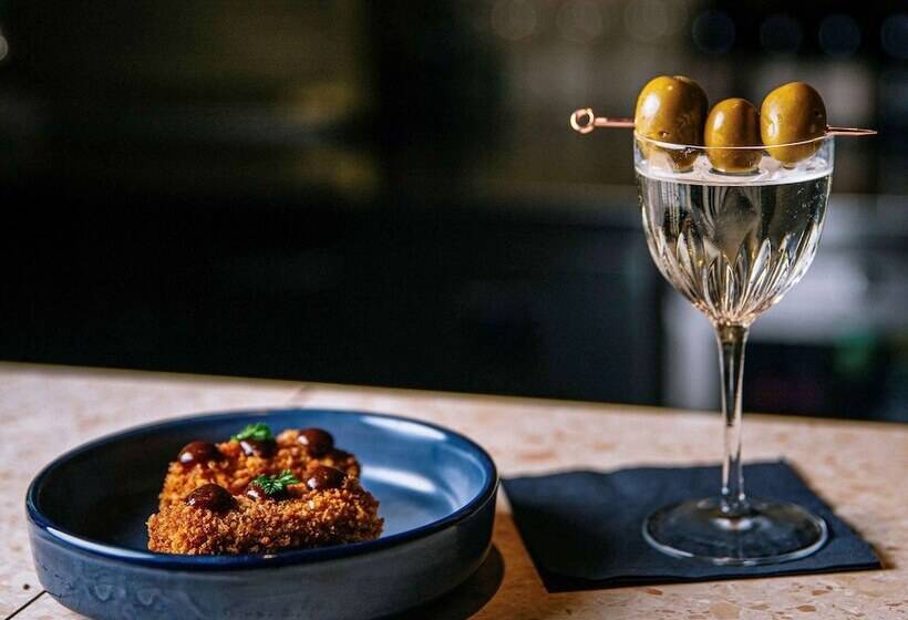 Отель Pullman Melbourne City Centre