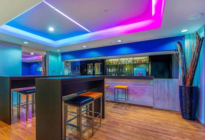 Quality Hotel Ambassador Perth