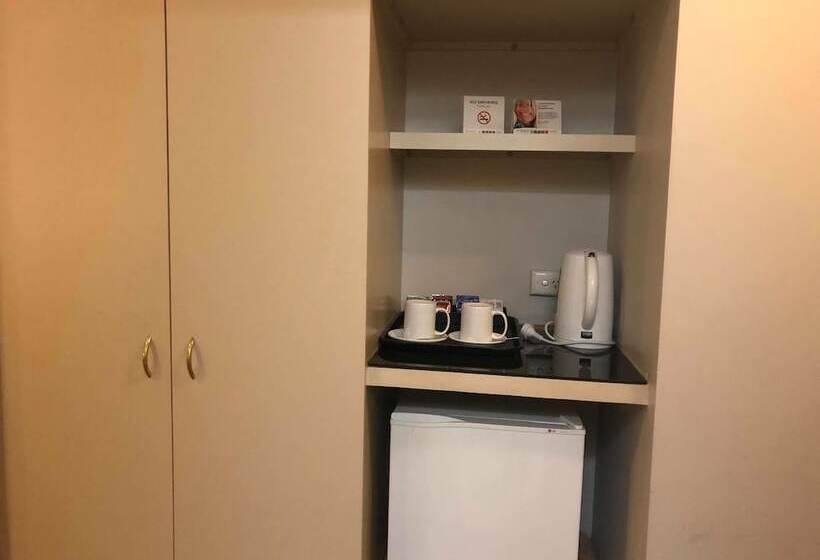 Quality Hotel Ambassador Perth