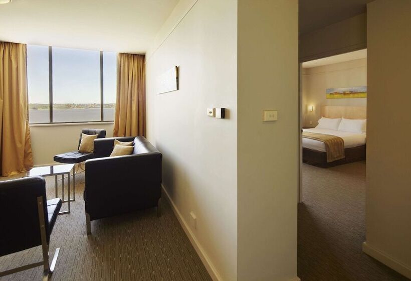 Quality Hotel Ambassador Perth