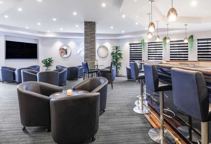 Quality Hotel Melbourne Airport