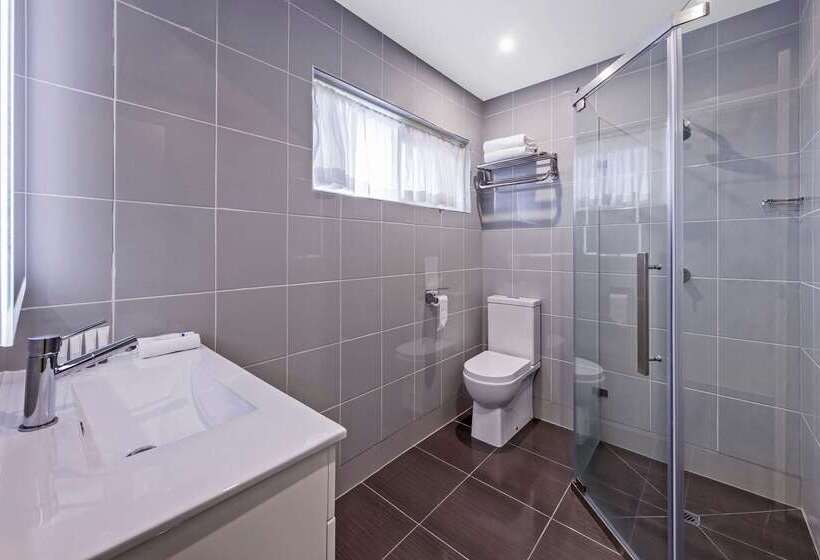 Quality Hotel Melbourne Airport