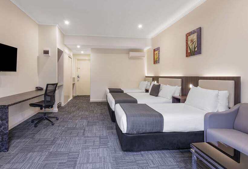 Quality Hotel Melbourne Airport