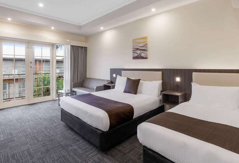 Quality Hotel Melbourne Airport
