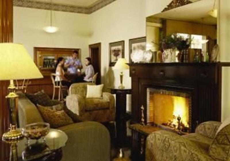 هتل Royal Exchange