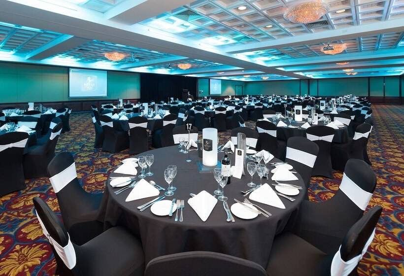 هتل Royal On The Park