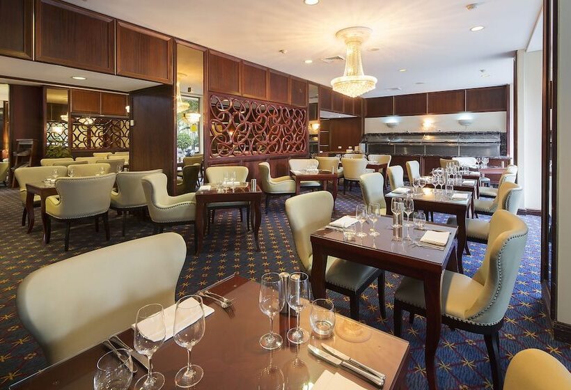 בית מלון כפרי Royal On The Park