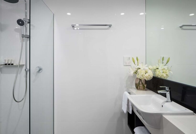 هتل Rydges Camperdown