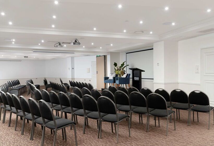 هتل Rydges Camperdown