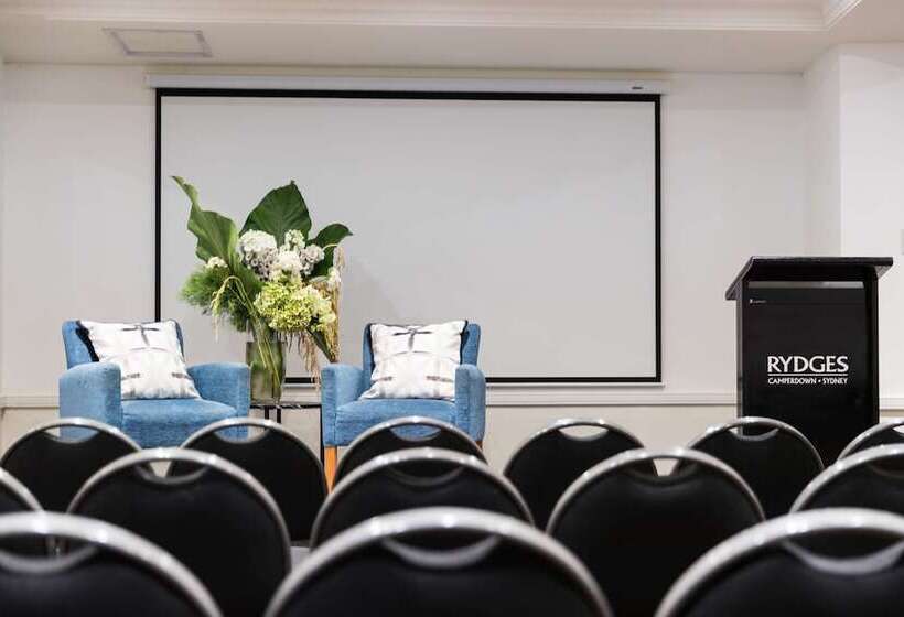 هتل Rydges Camperdown