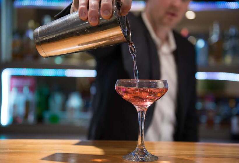 هتل Rydges Camperdown