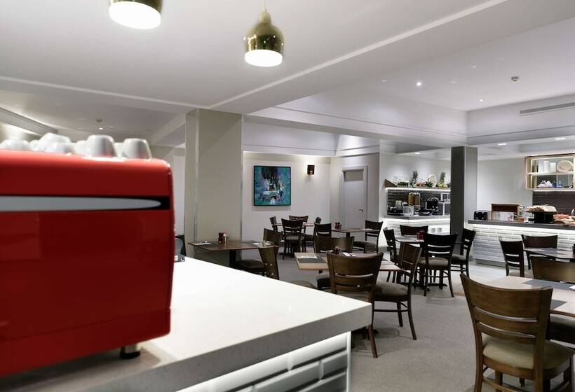 هتل Rydges Camperdown