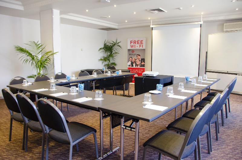 هتل Rydges Camperdown