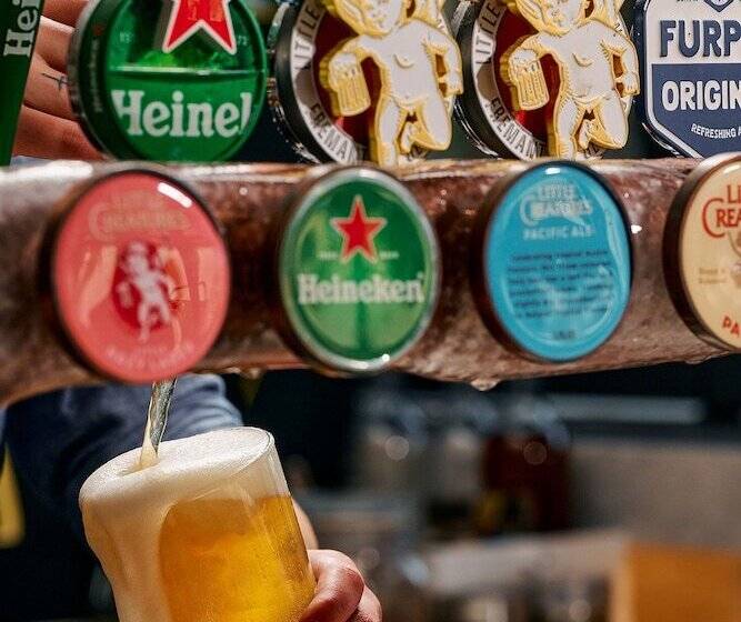 هتل Rydges Geelong