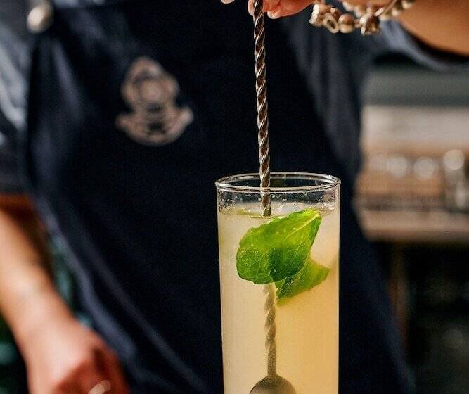 هتل Rydges Geelong