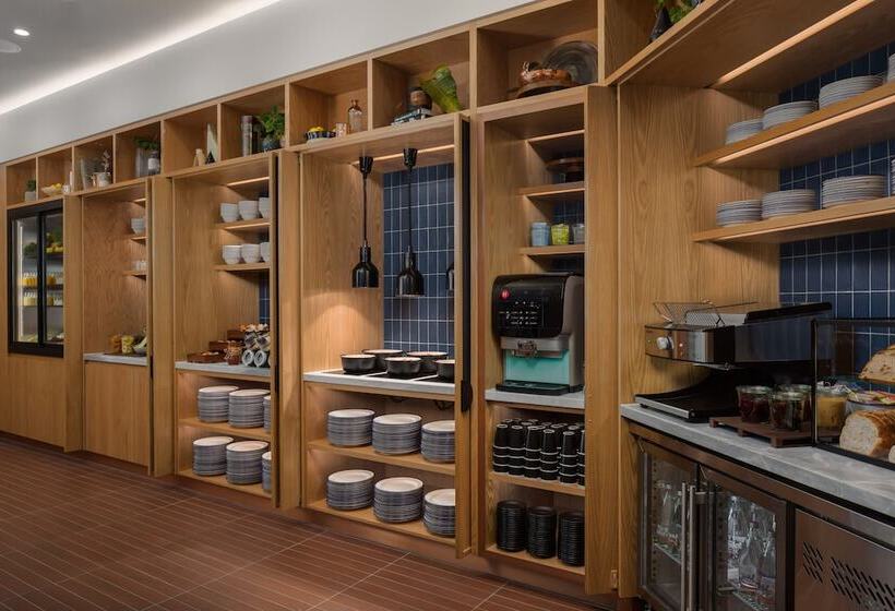 هتل Rydges Geelong