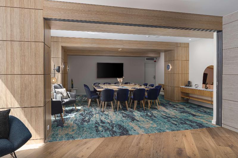 هتل Rydges Geelong