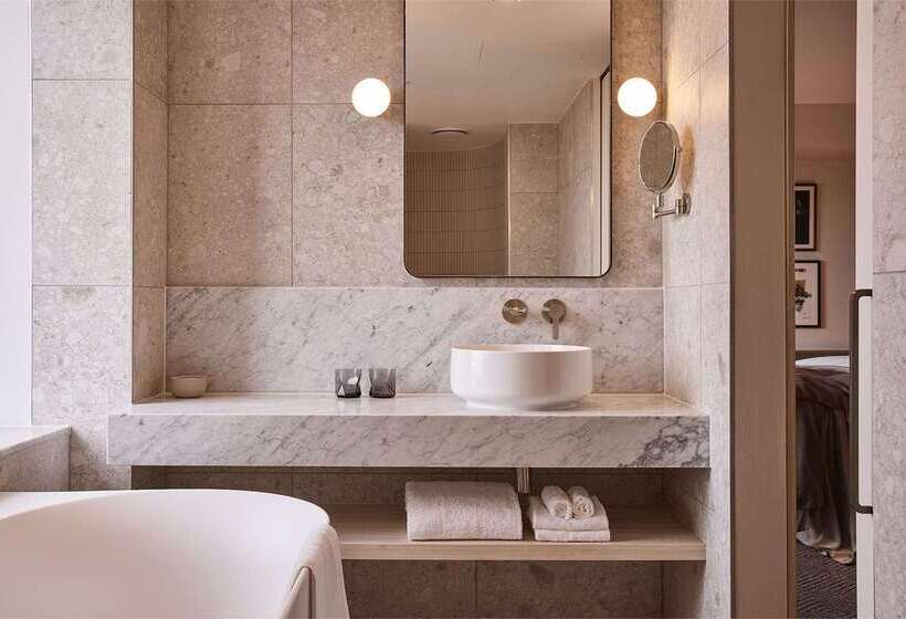 Отель Rydges Melbourne