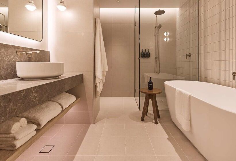 Отель Rydges Melbourne