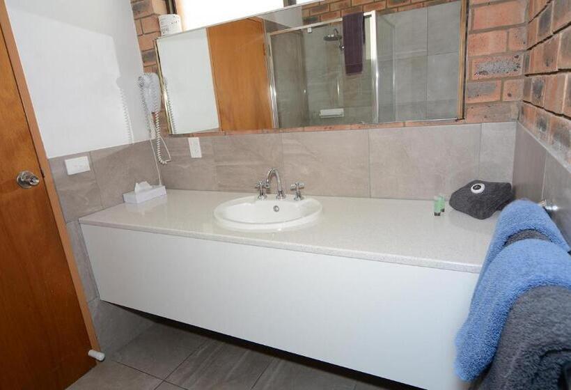 בית מלון כפרי Sandhurst Motor Inn Bendigo