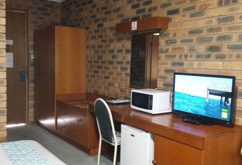 בית מלון כפרי Sandhurst Motor Inn Bendigo