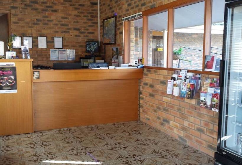 בית מלון כפרי Sandhurst Motor Inn Bendigo