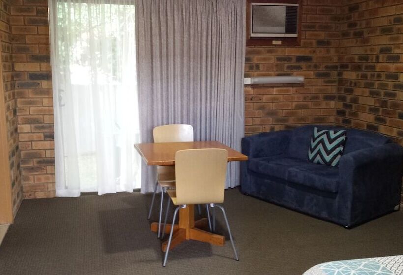 בית מלון כפרי Sandhurst Motor Inn Bendigo