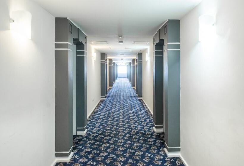 ホテル Seasons Of Perth