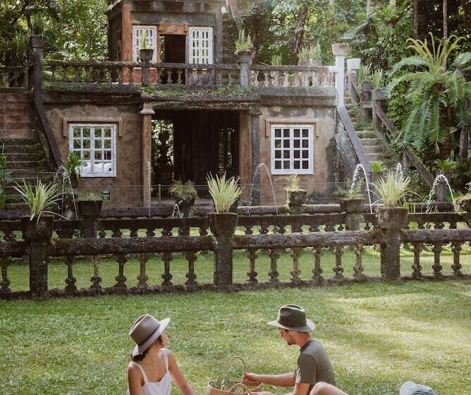 בית מלון כפרי Shangrila The Marina, Cairns