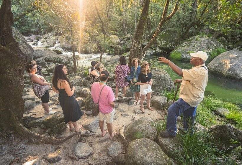 בית מלון כפרי Shangrila The Marina, Cairns