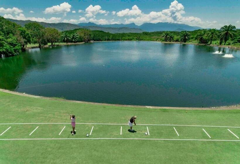 호텔 Sheraton Grand Mirage Resort, Port Douglas