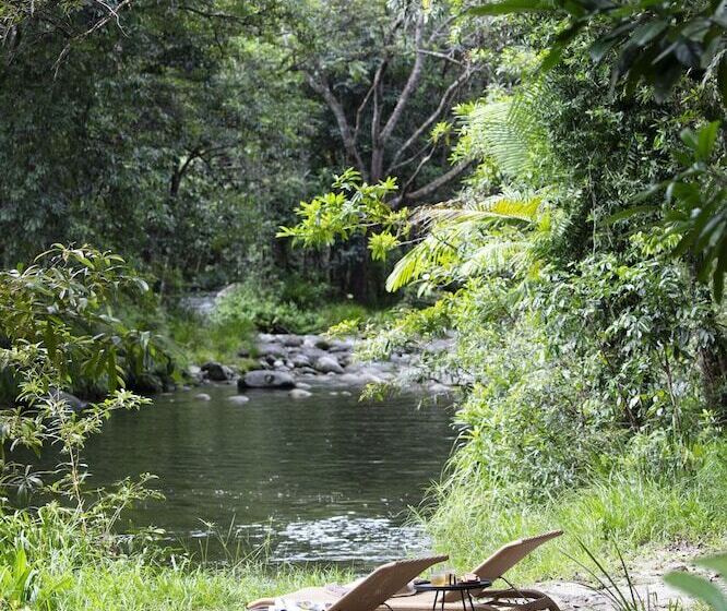 ホテル Silky Oaks Lodge