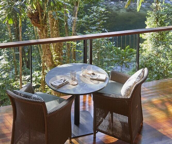 ホテル Silky Oaks Lodge