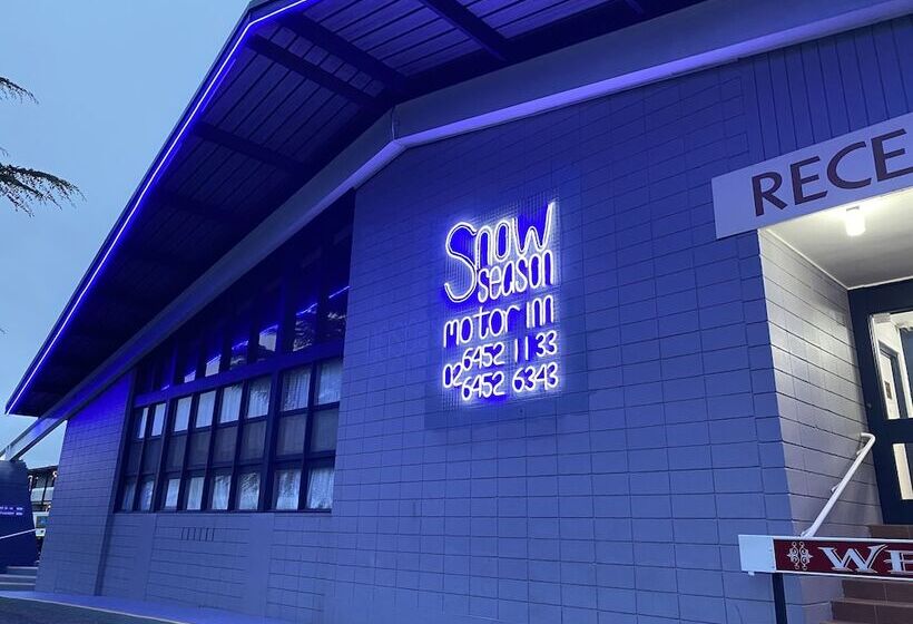هتل Snow Season Motor Inn