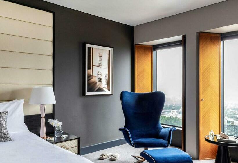 Отель Sofitel Melbourne On Collins