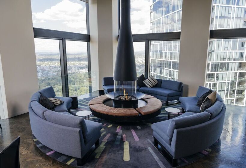 Отель Sofitel Melbourne On Collins