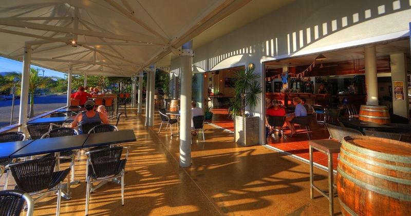 هتل Sovereign Resort