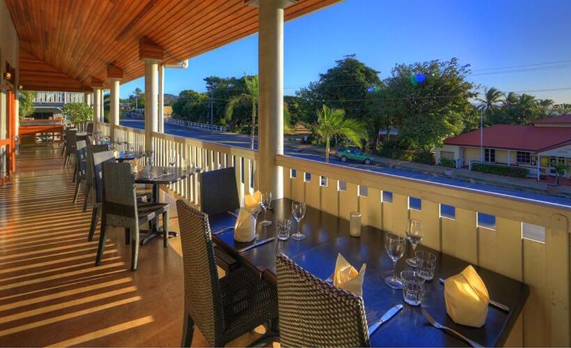 هتل Sovereign Resort