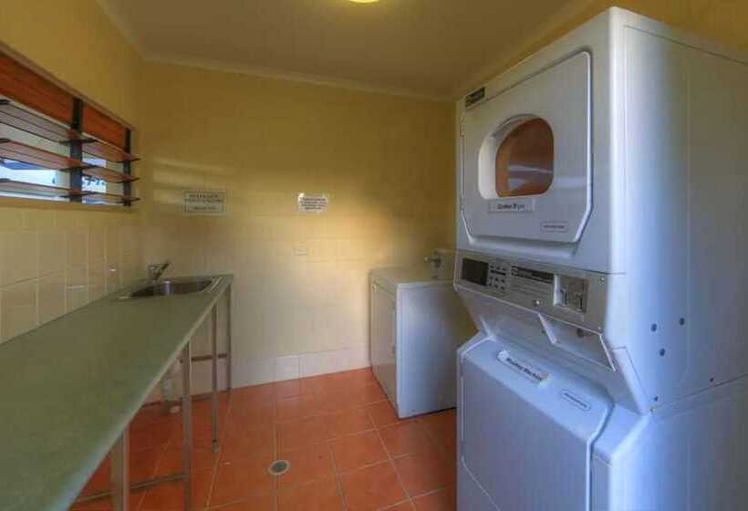 هتل Sovereign Resort