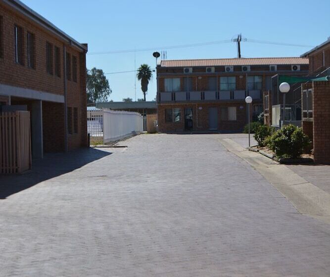 فندق Spa Village Travel Inn