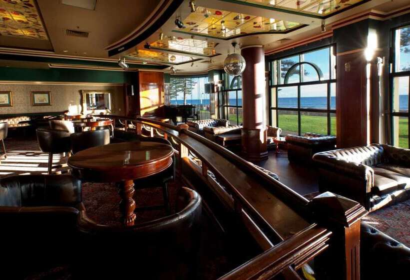 هتل Stamford Grand Adelaide