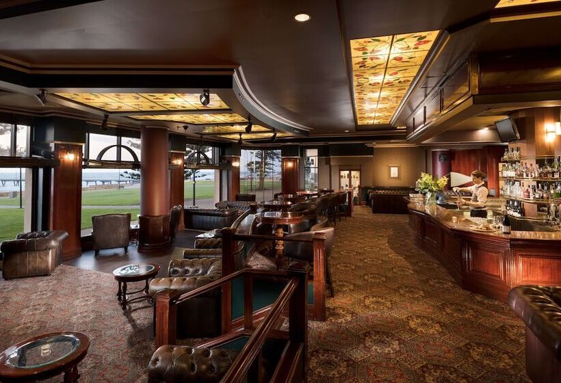 هتل Stamford Grand Adelaide