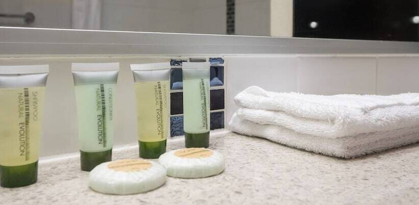 בית מלון כפרי Sunshine Tower