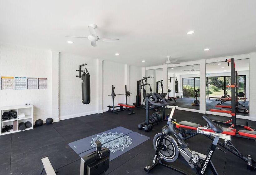 בית מלון כפרי The Cubana Resort Nambucca Heads