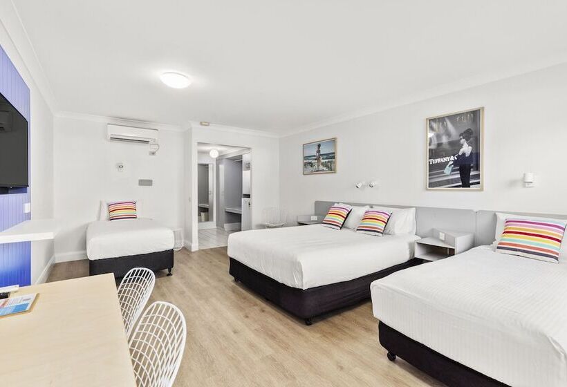 בית מלון כפרי The Cubana Resort Nambucca Heads